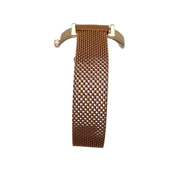 Rianndy Magnetic Mesh Band Wristwatch in Rose Gold - Picture 2 of 5
